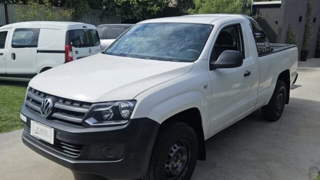 2014-Volkswagen-amarok-cabina-simple-4x4_05