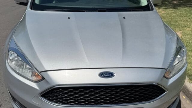 2015-Ford-focus-2.0-se_01