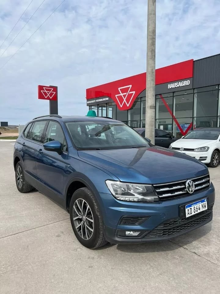 2019-Volkswagen-tiguan_00