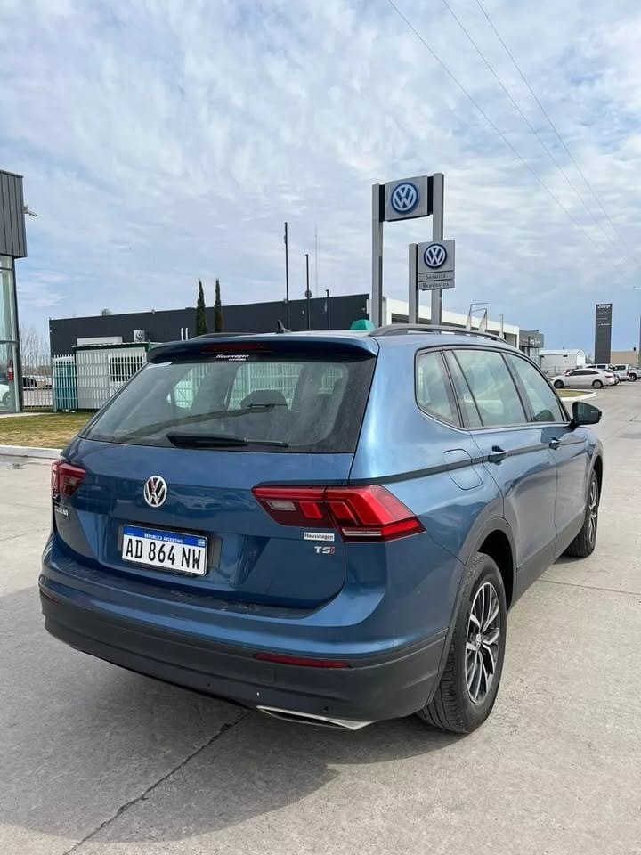 2019-Volkswagen-tiguan_02