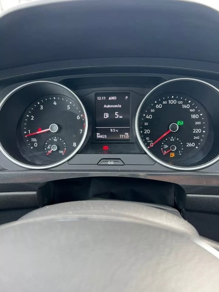 2019-Volkswagen-tiguan_06
