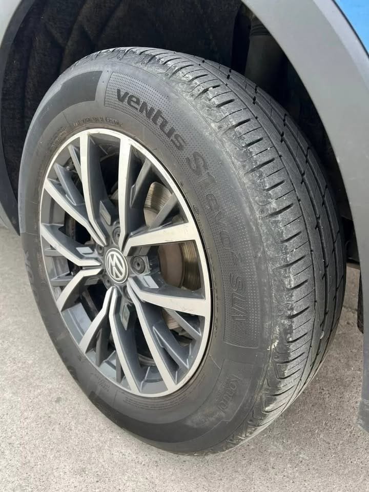 2019-Volkswagen-tiguan_07
