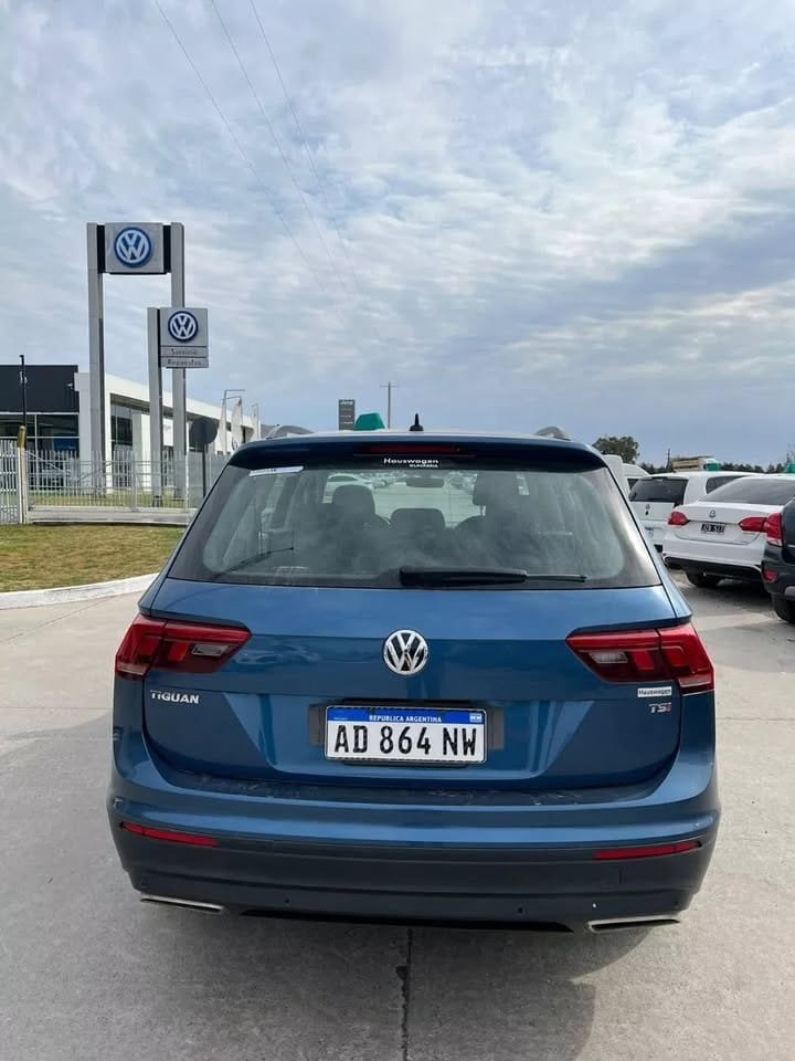 2019-Volkswagen-tiguan_09