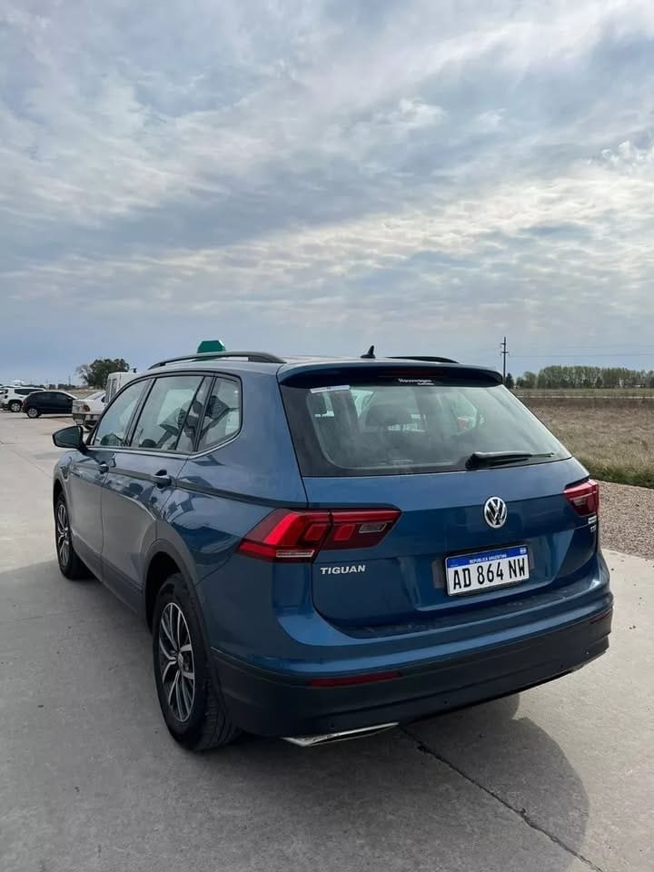 2019-Volkswagen-tiguan_10