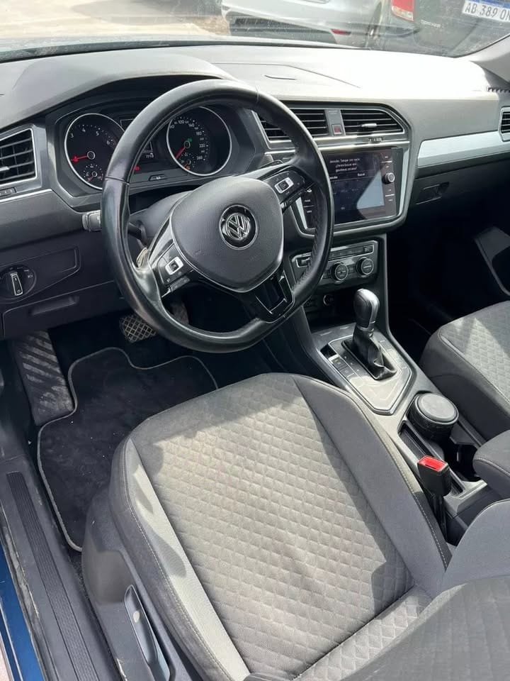 2019-Volkswagen-tiguan_11