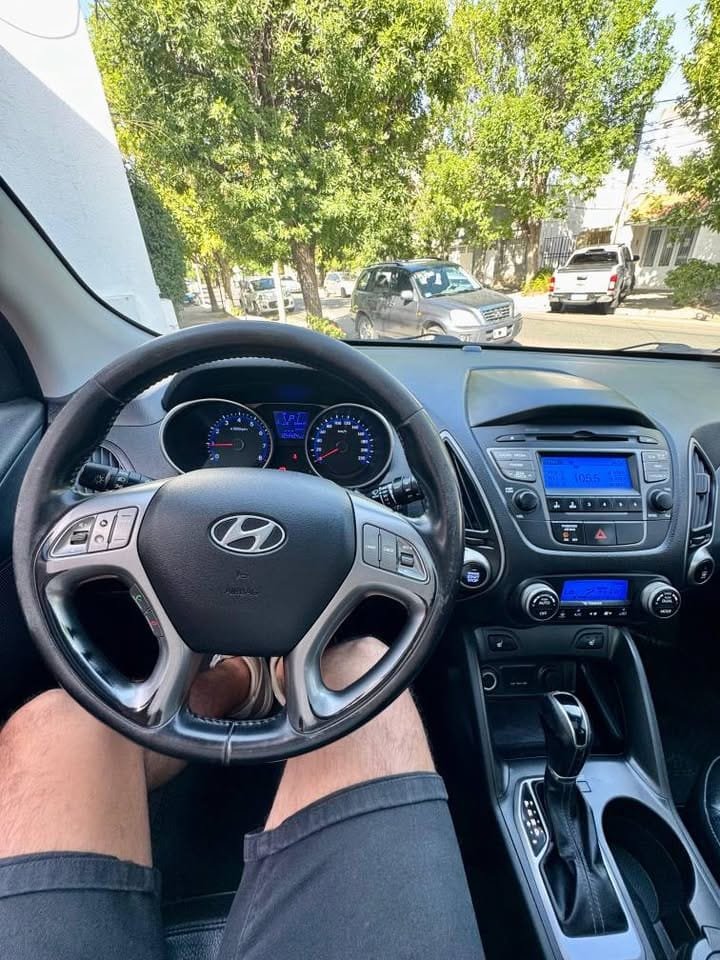 HYUNDAI-TUCSON-_03