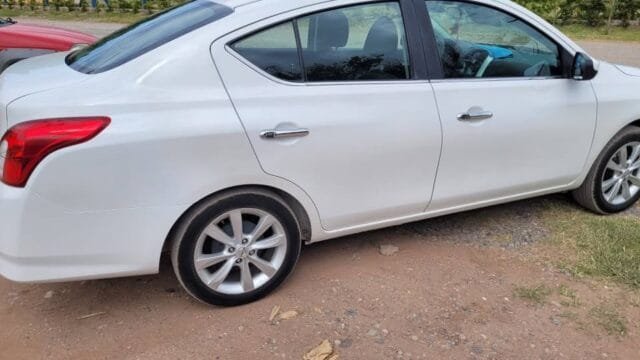 NISSAN-VERSA-EXCLUSIVE_03