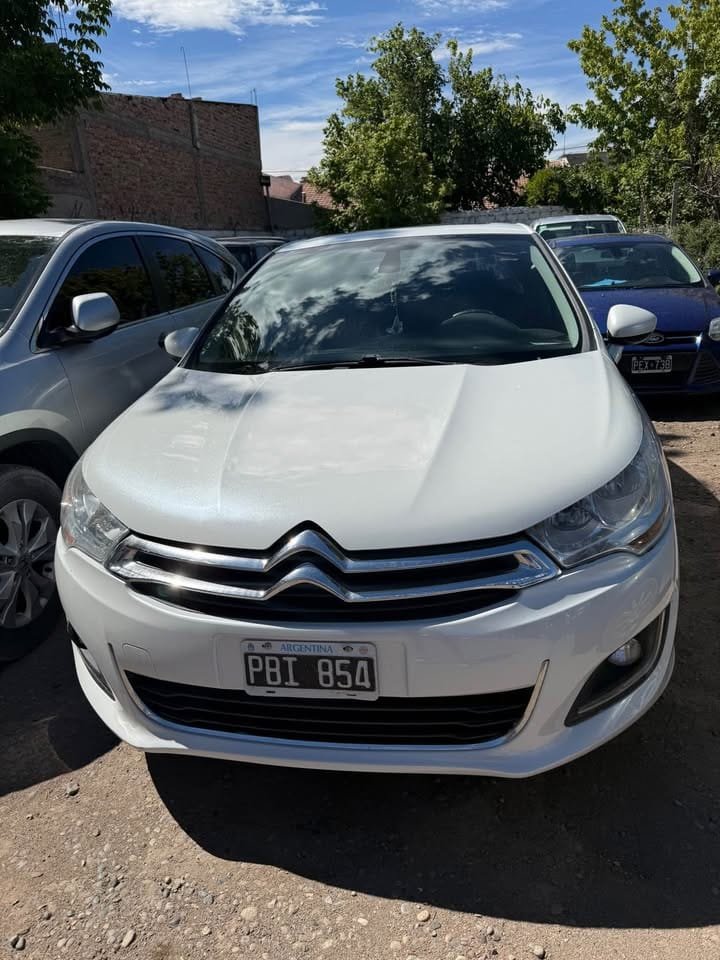 Citroen-C4-Mod-2015_01