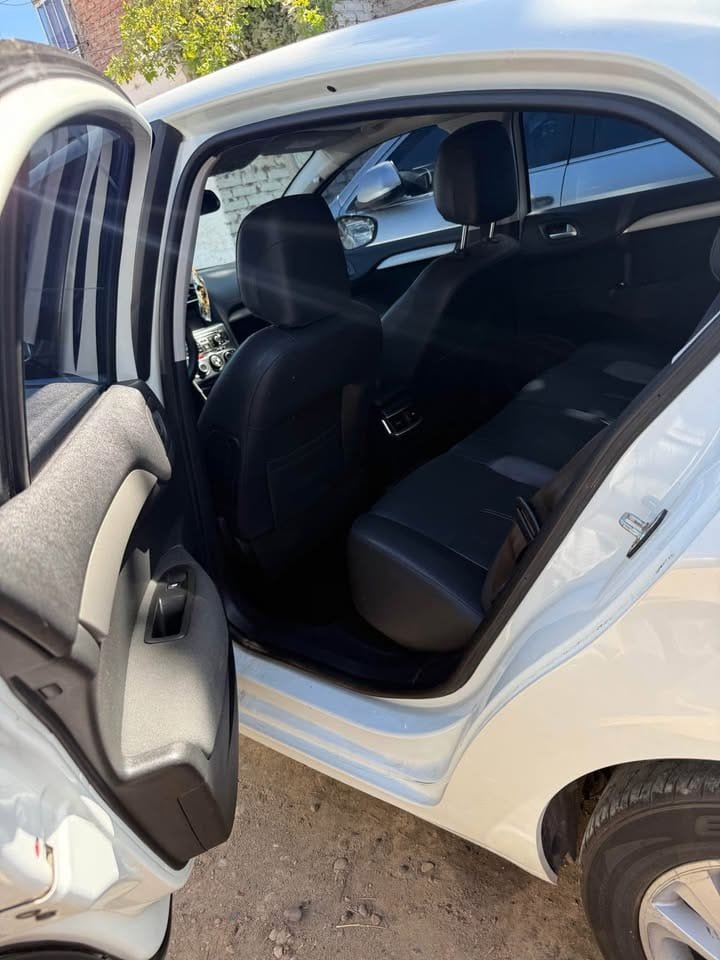 Citroen-C4-Mod-2015_06