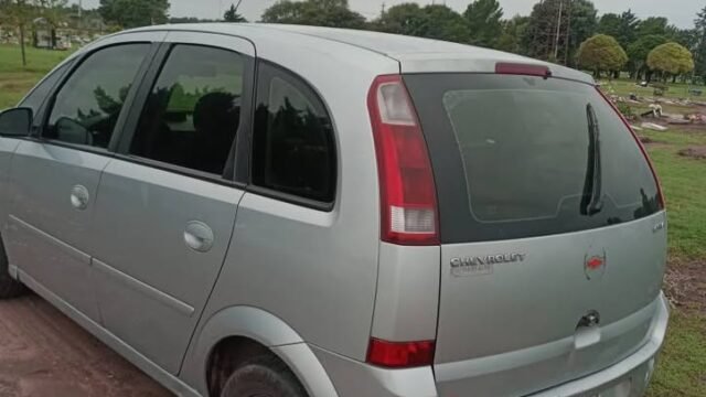 Chevrolet-Meriva-2006-ful_02