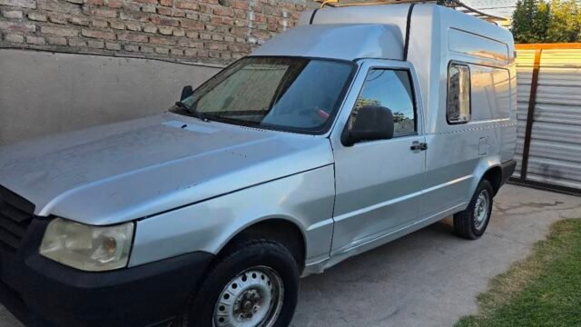 Fiorino-furgon-nafta-2011_03