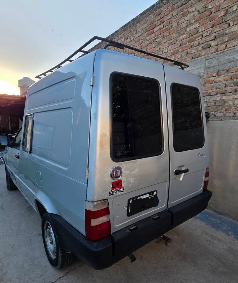 Fiorino-furgon-nafta-2011_04