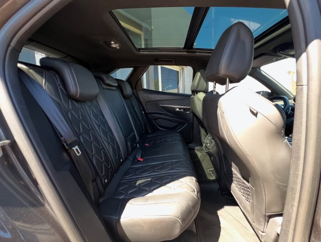 Peugeot-3008-GT-LINE-07
