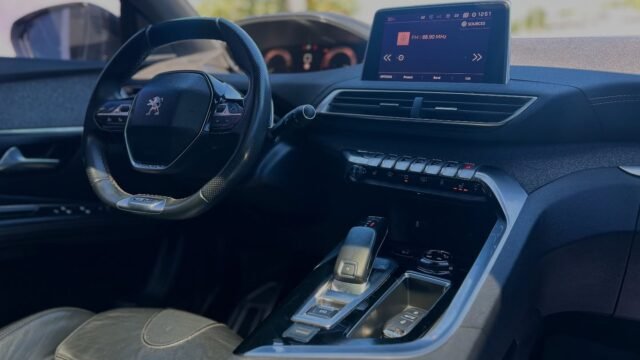 Peugeot-3008-GT-LINE-09
