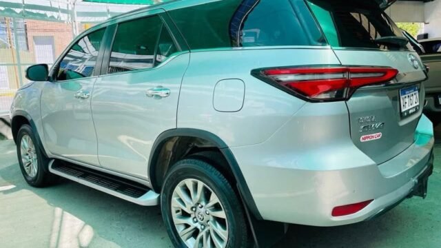 TOYOTA-SW4-SRX-2023-03