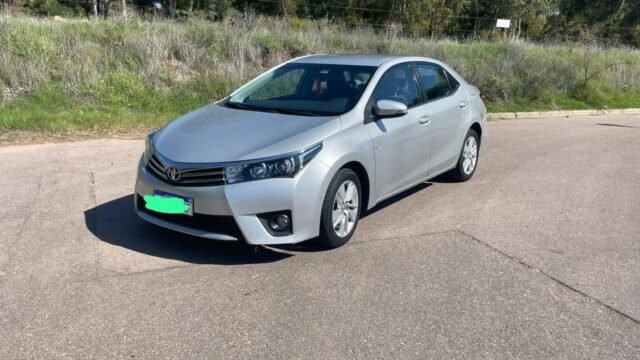 Toyota-Corolla-xei-cvt_00