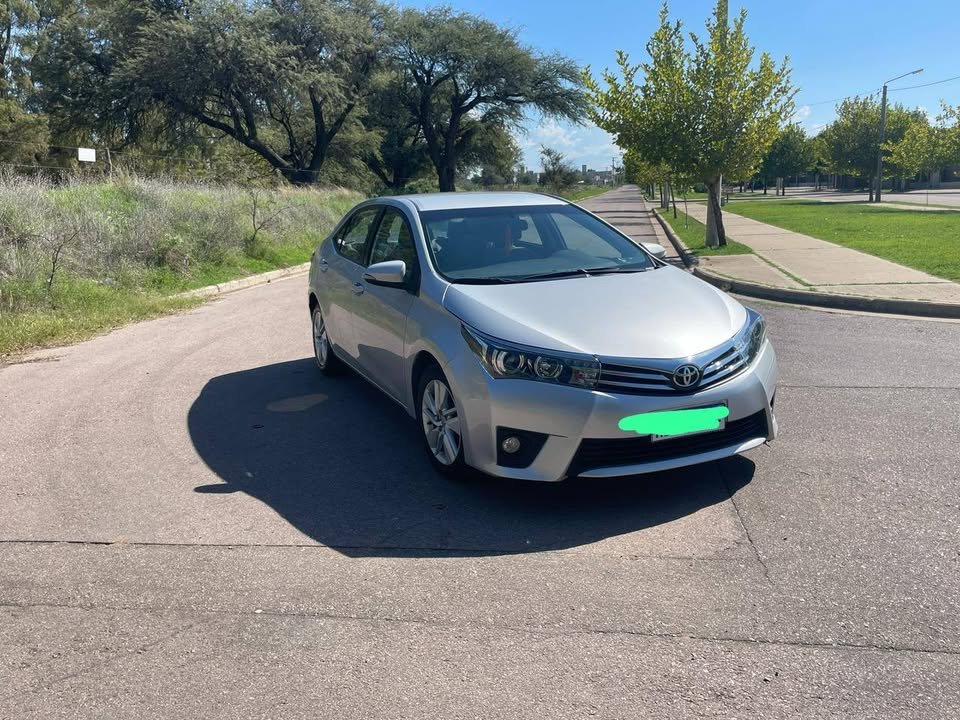 Toyota-Corolla-xei-cvt_01