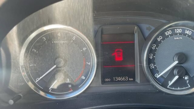 Toyota-Corolla-xei-cvt_06