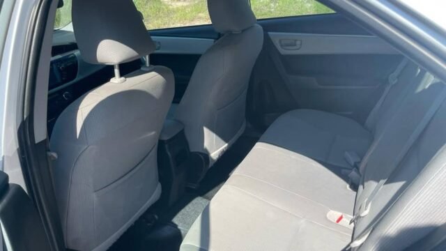 Toyota-Corolla-xei-cvt_07