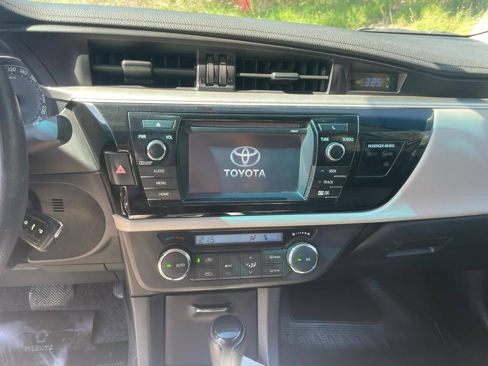 Toyota-Corolla-xei-cvt_08