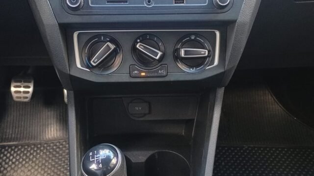 Volkswagen-Saveiro-CROSS-1.6_08