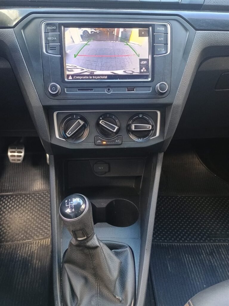 Volkswagen-Saveiro-CROSS-1.6_08