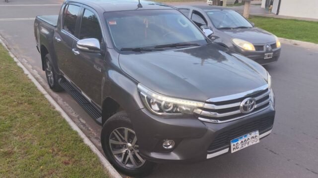toyota-hilux-2018-4x4_05