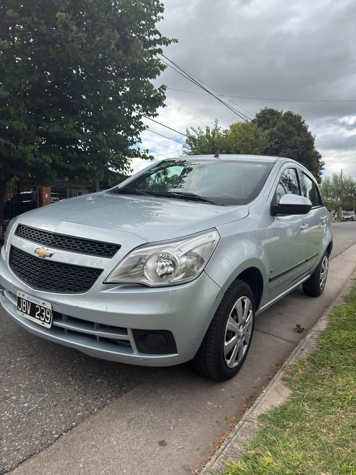 Chevrolet-Agile-2010-primera_01