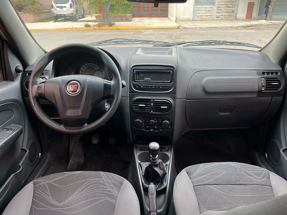 FIAT-SIENA-EL-2016_08