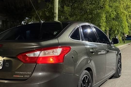 Ford-focus-2014-AUTOMATICO_00