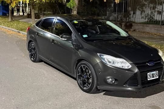Ford-focus-2014-AUTOMATICO_03
