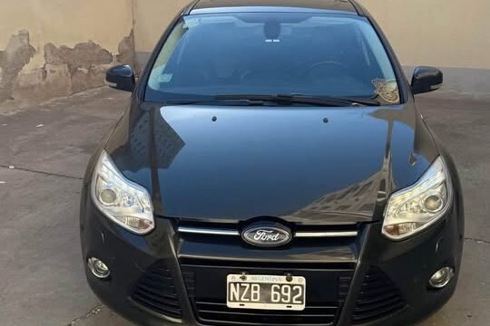 Ford-focus-2014-AUTOMATICO_04