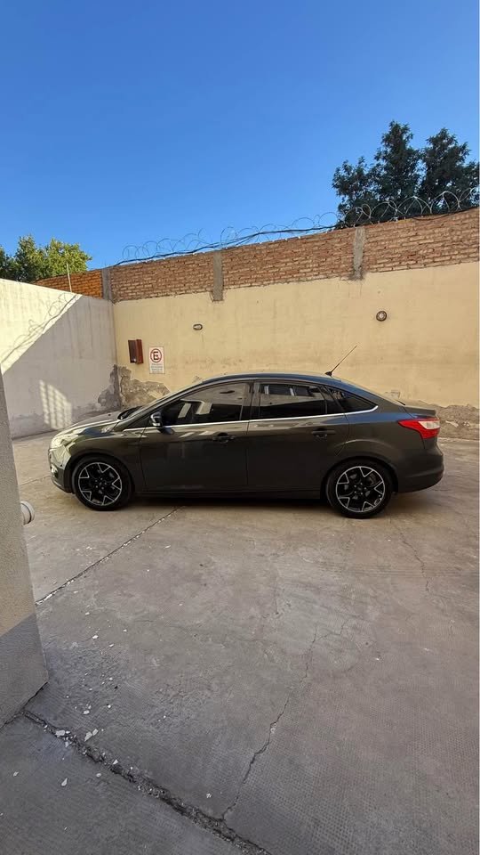 Ford-focus-2014-AUTOMATICO_06
