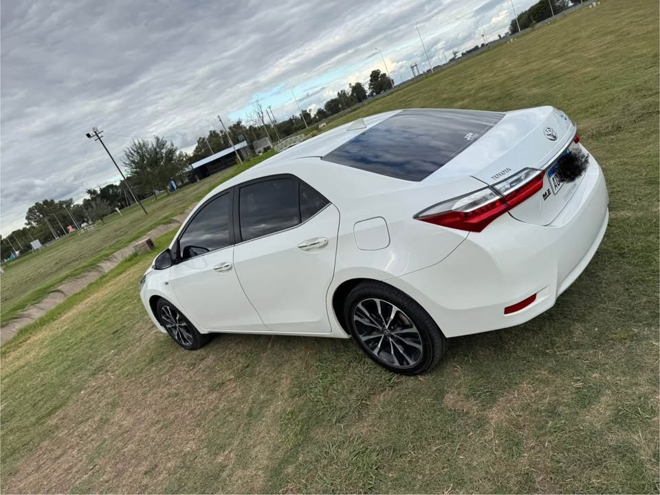 VENDO-TOYOTA-COROLLA-1_02