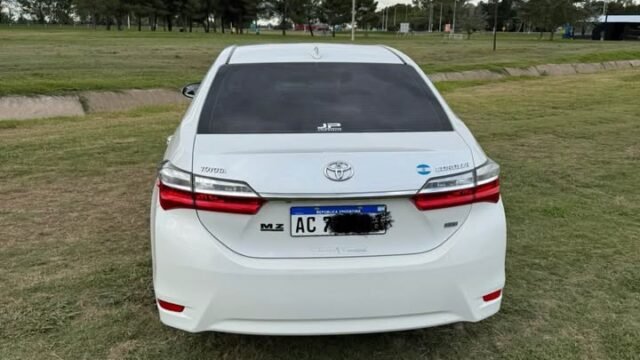 VENDO-TOYOTA-COROLLA-1_05