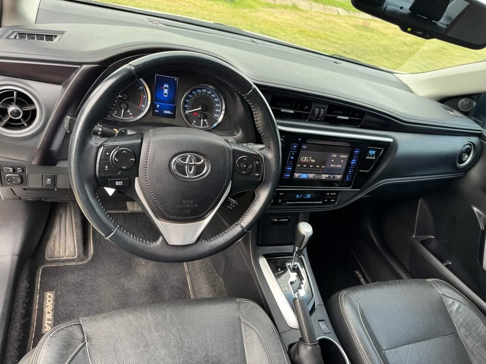 VENDO-TOYOTA-COROLLA-1_06