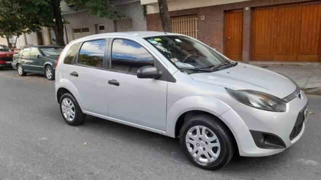 ford_fiesta_ano_2011_00