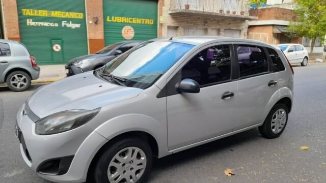 ford_fiesta_ano_2011_01