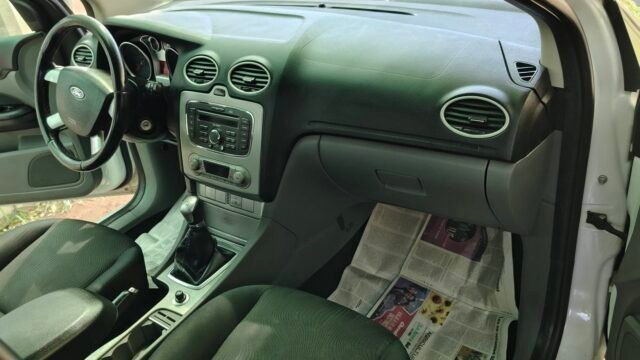 Ford-Focus-01
