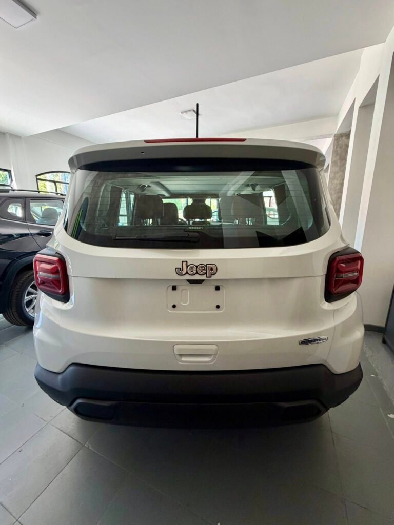 Jeep-Renegade-Longitude-03