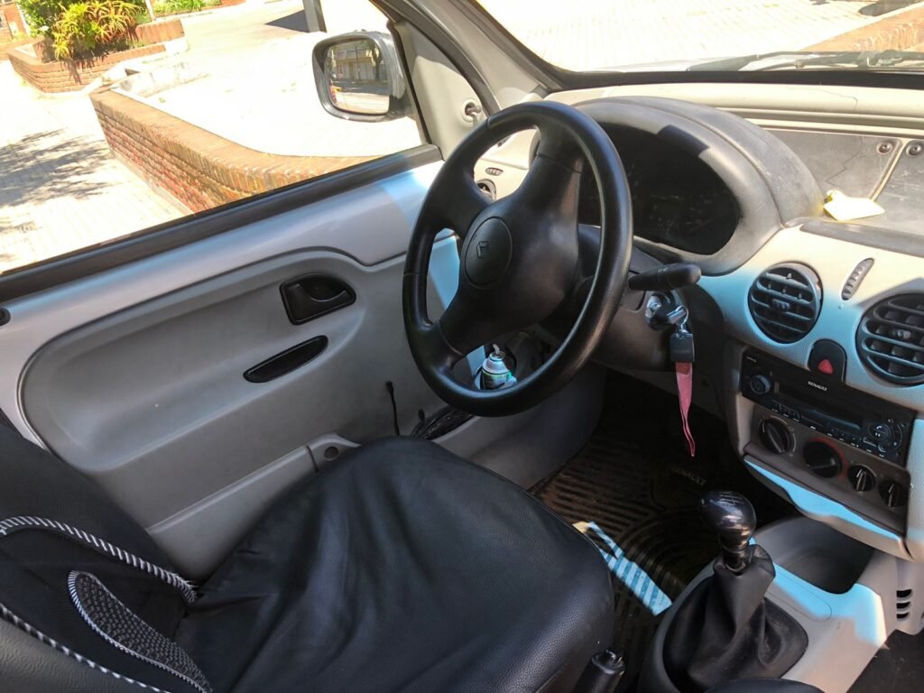 KANGOO_FURGON_1_6_N_08