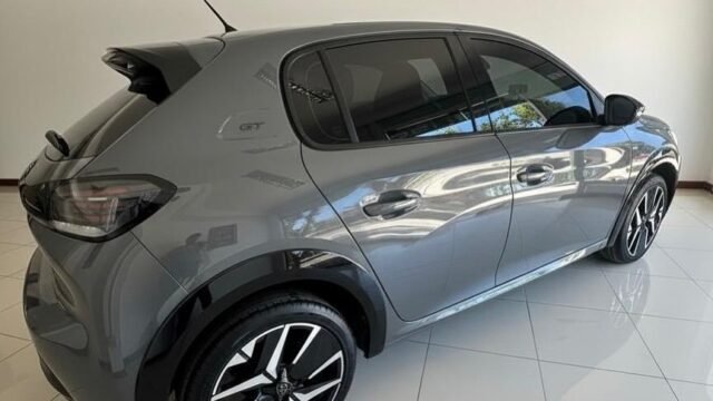PEUGEOT_208_GT_1_0_Turbo_02
