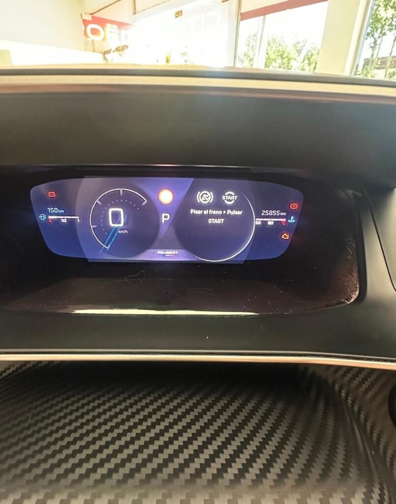 PEUGEOT_208_GT_1_0_Turbo_04