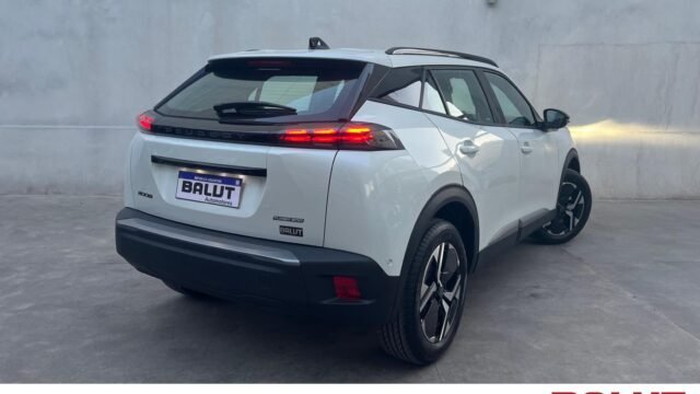 Peugeot_2008_Allure_T200_01