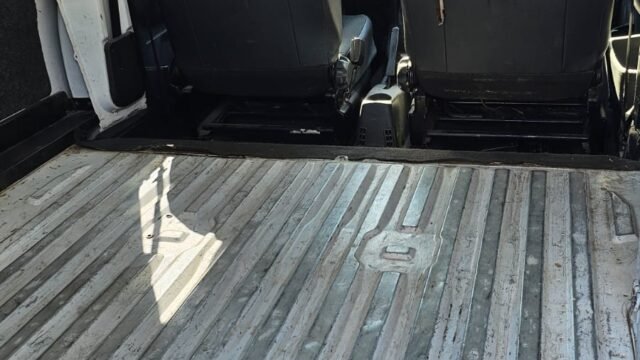 Peugeot_Partner_1_6_HDi_03