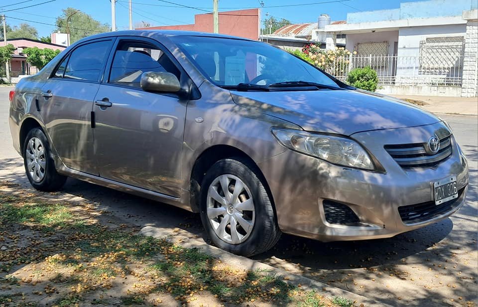 Toyota_Corolla_xli_2008_01