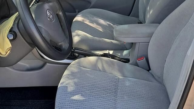 Toyota_Corolla_xli_2008_05