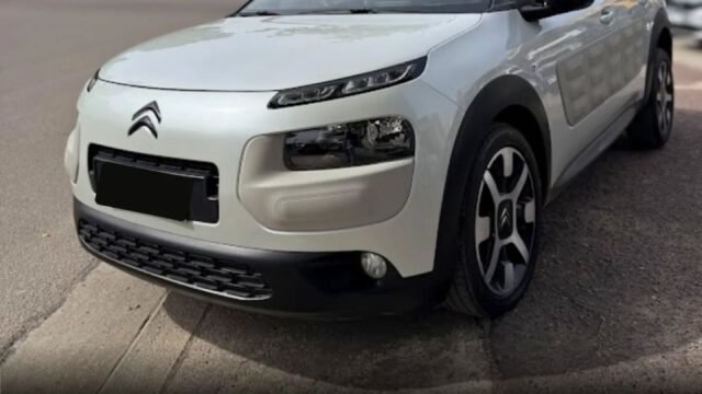 Disponible-Citroen-C4-Cactus-001