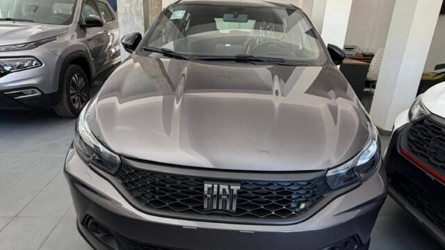 Fiat-Argo-1-3-Drive-001