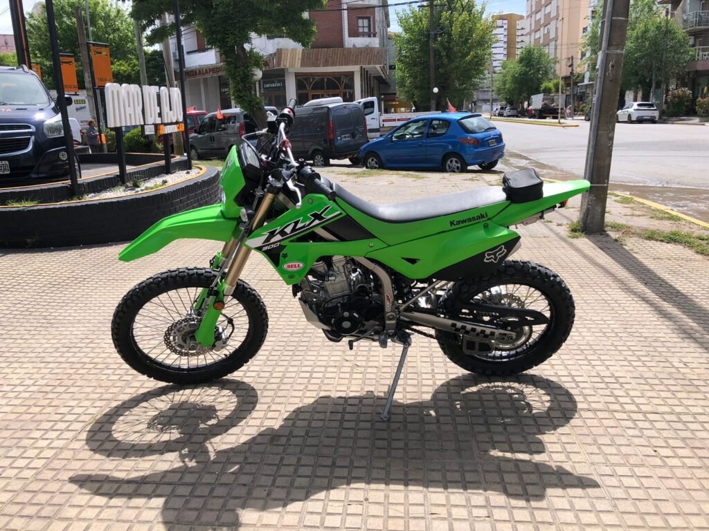 KLX-300L-ano-2025-004